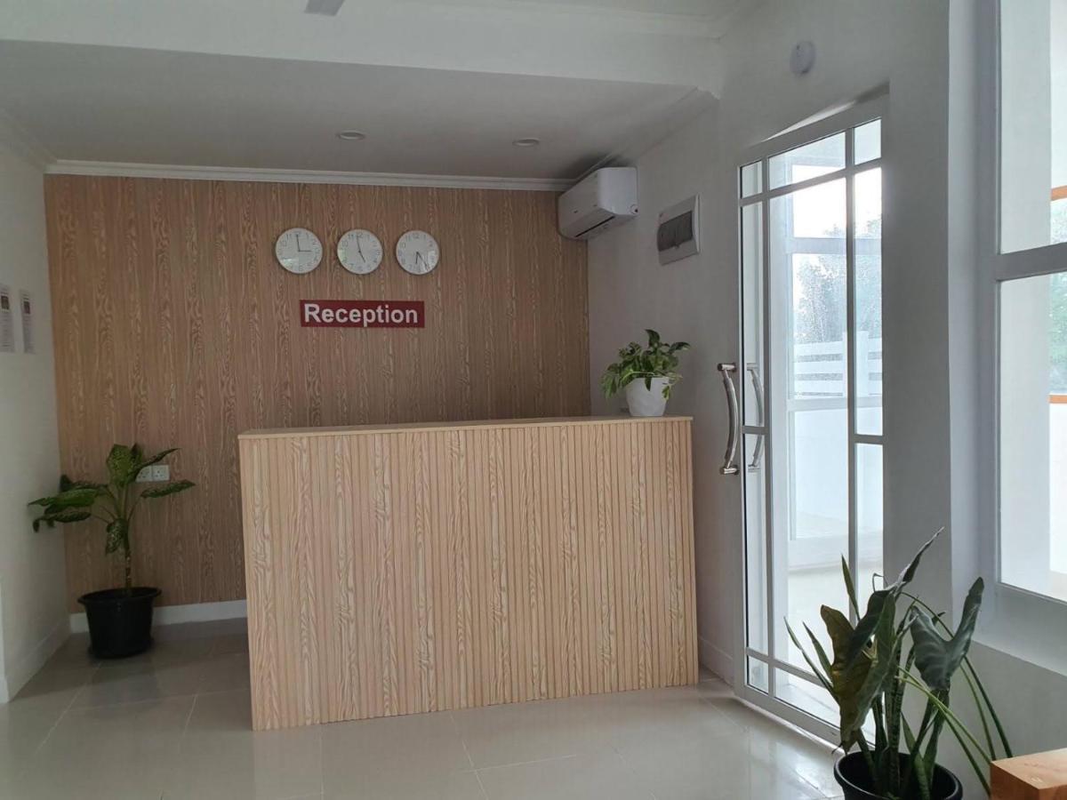 True South Hotel Addu Atoll Kültér fotó