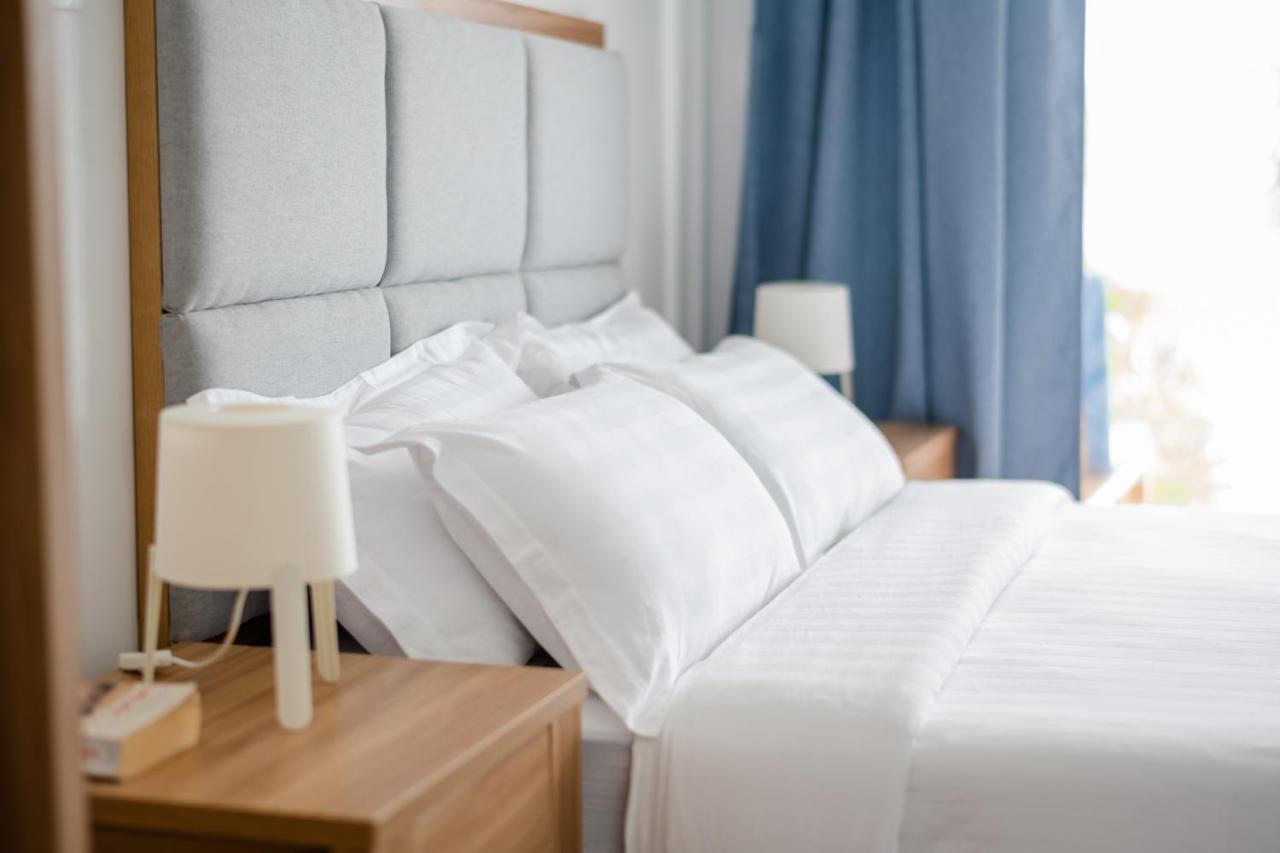 True South Hotel Addu Atoll Kültér fotó